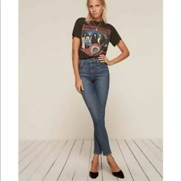 Reformation High and Skinny Jeans in Rhine Size 23 Short - Picture 4 of 12